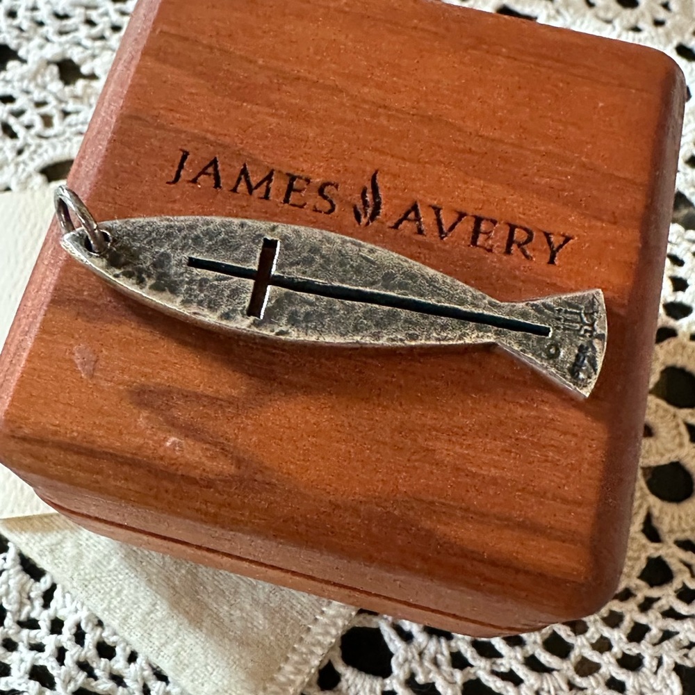 ❌SOLD❌ James Avery Retired Sterling 925 RARE Ichthus Fish Open Cross Pendant!
